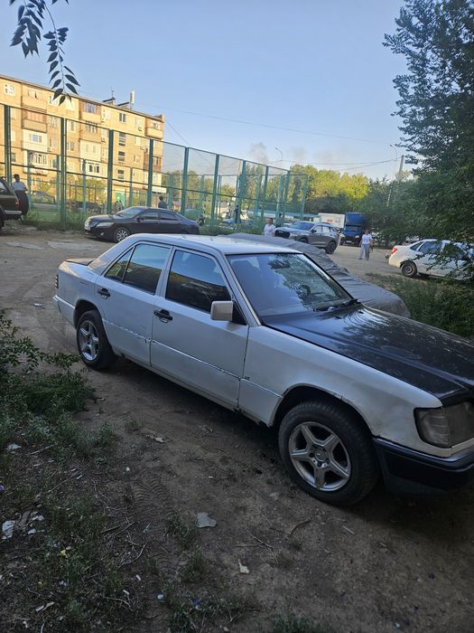 Мерседес бенз 124