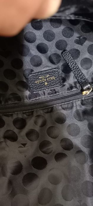 Продам кожанную суммку.