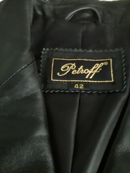 Дамски кожени сака