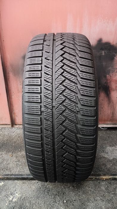 1бр.зимна  гума 235/45/18 Continental TS 850P
dot22
6.87mm
Добро състо