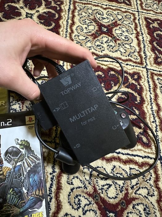 Джойстик со шнуром и 2 игры от пс 2