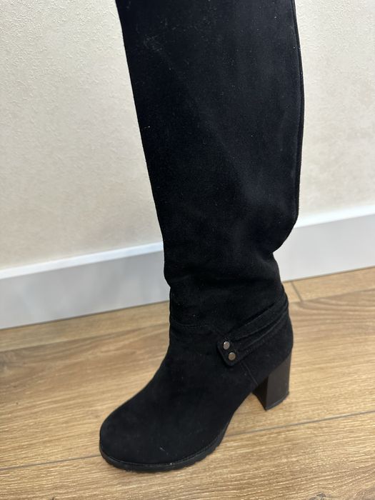 Продам зимнею обувь