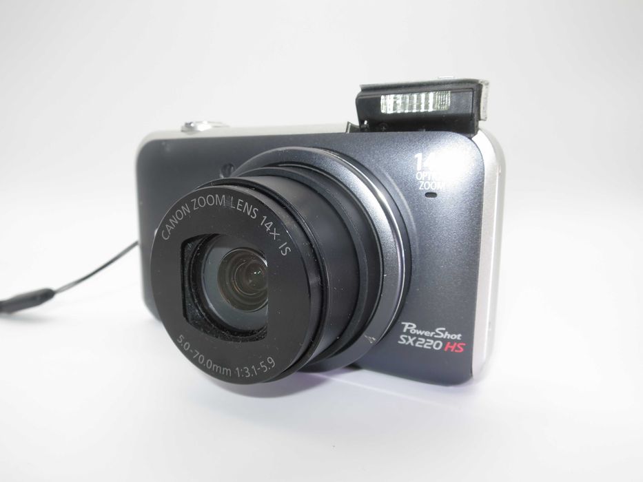 Canon PowerShot SX220 HS ултра компактен цифров фотоапарат с 14x Оптичен Зум, дигитална камера с Full HD в чудесно състояние, работи отлично