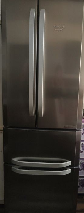 Хладилник Hotpoint Ariston
