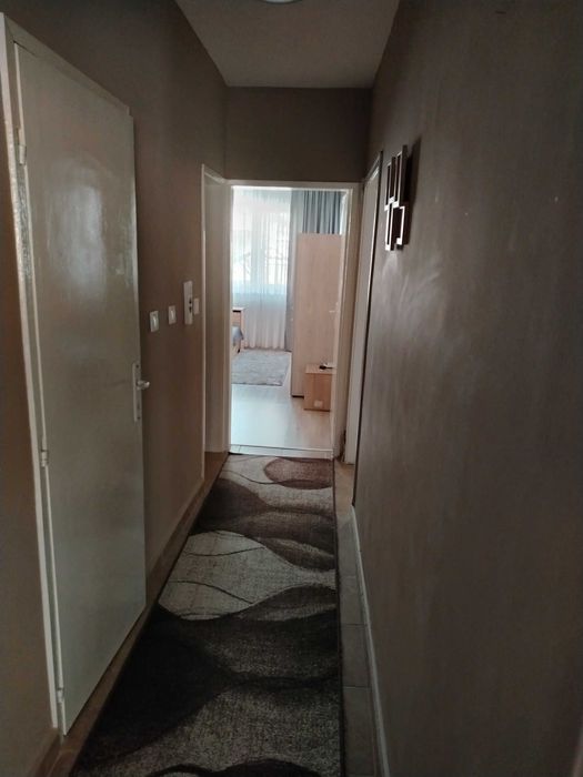 Дава се под наем Тристаен апартамент в Пловдив, Остромила - 80 кв.м за 598.23 € - Снимка #9