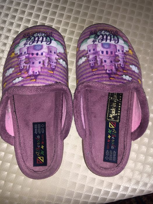 Обувь для стильной девочки