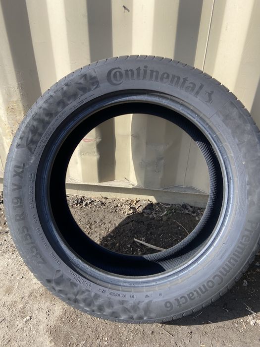 235/55/19 Continental PremiumContact6