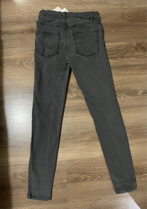 Нови Дамски дънки и панталони Zara, Bershka, H&M и др