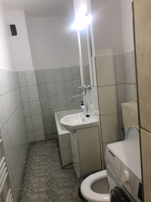 Apartament de inchiriat!