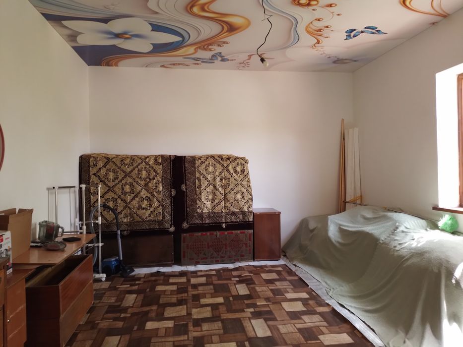 Yangi hovli srochniy sotiladi