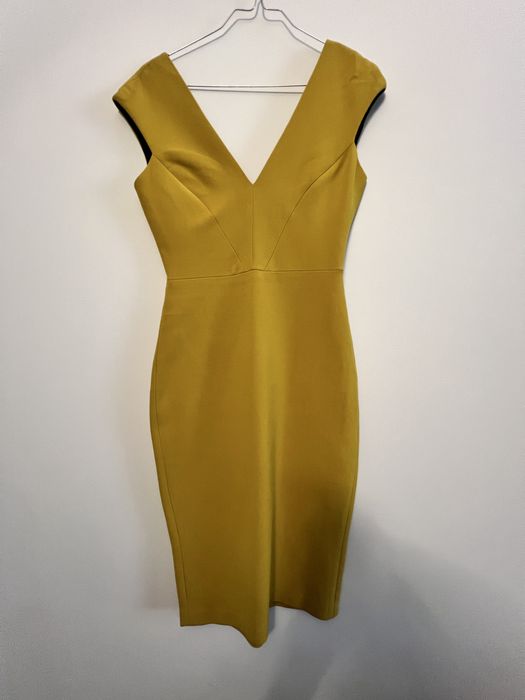 Рокля цвят горчица Zara