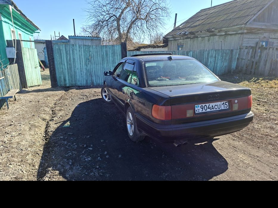 Продам ауди 100 с4