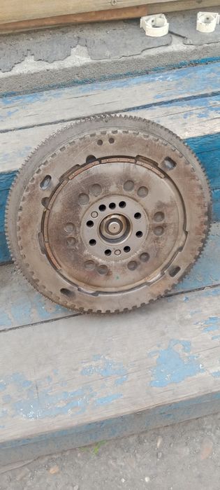 Маховик Мерседес 111 ДВС .2.0