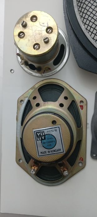 Динамики разные, дёшево