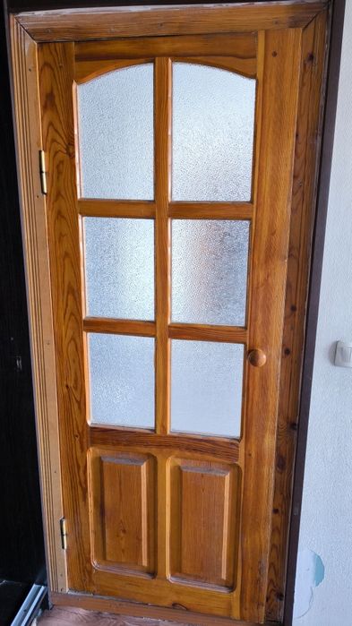 Продам межкомнатные двери