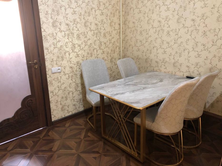 Сдается 2 ком квартира на госпиталке