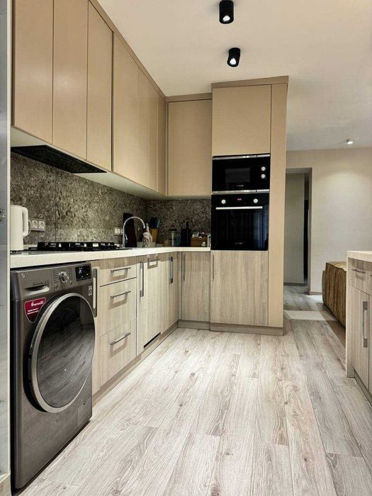 3-комнатная квартира 80 м² Качественный ремонт, мебель и техника