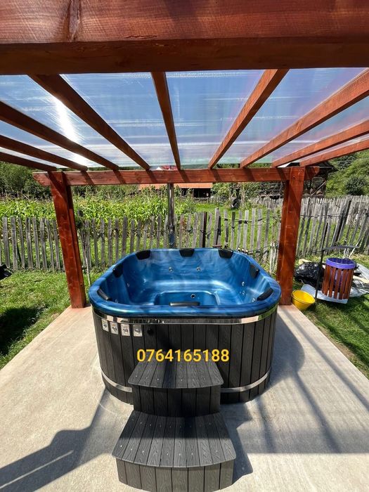 Ciubăr pătrat jacuzzi