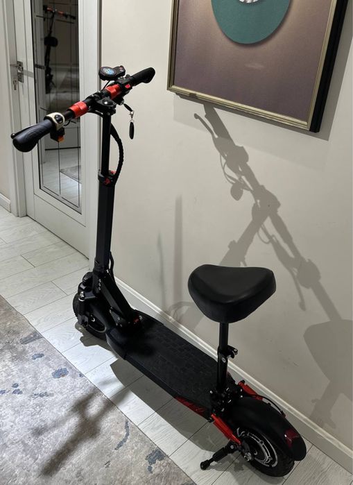 Drongo M4 elektro samakati