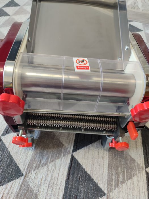 Тестораскаточная машина