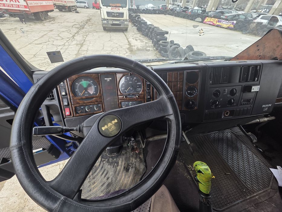Camion Man si Remorca cu protap mobil echipat de scoala de soferi