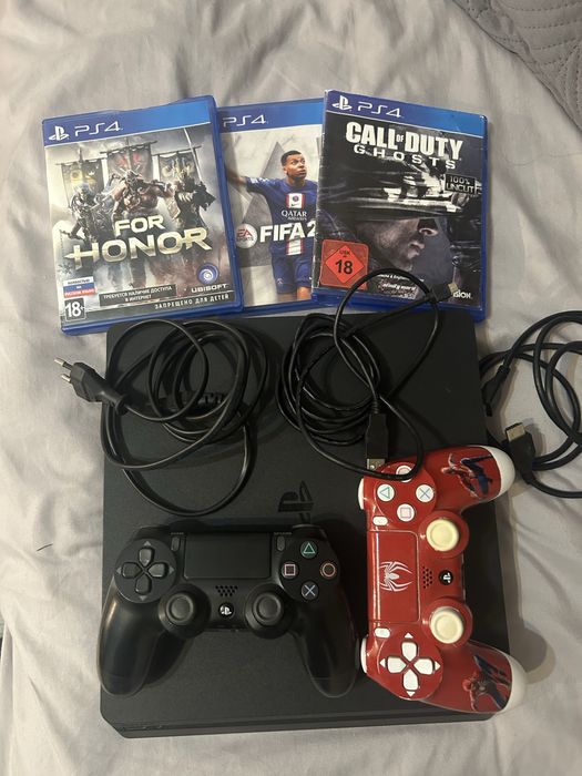 Sony PlayStation 4 Slim