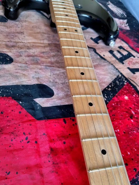 Електрическа китара SQUIER Sonic Stratocaster HH