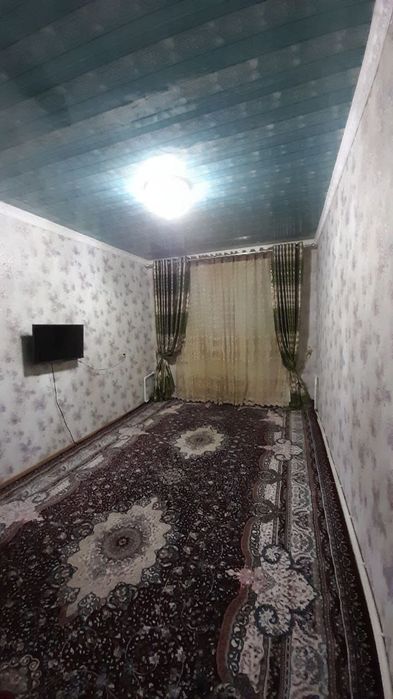 Chirchiq shahar 8 -mikrarayonda 4 xonaliy kvartira srochna sotiladi!