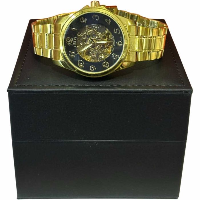 Луксозен и елегантен мъжки златист часовник LEIYI