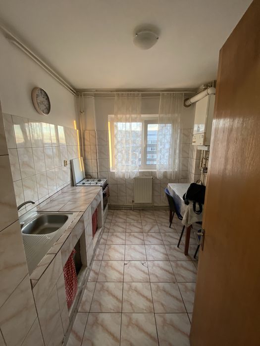 Inchiriez apartament sector 6 Crangasi(peste drum de Piata Crangasi)