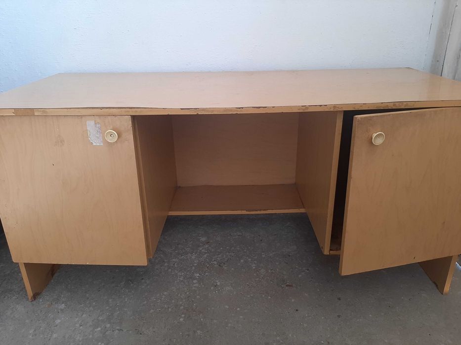 Письменный стол,то ,что нужно для школьников