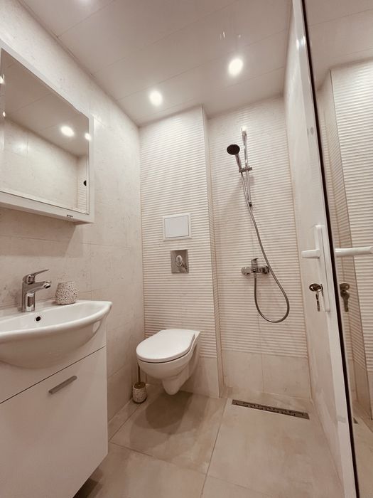 Дава се под наем Тристаен апартамент в Стара Загора, Опълченски - 70 кв.м за 510 € - Снимка #2