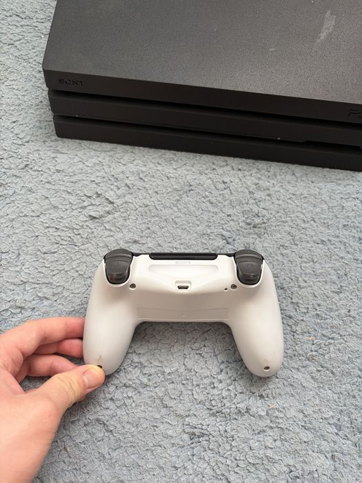 Playstation 4/ps4 pro
