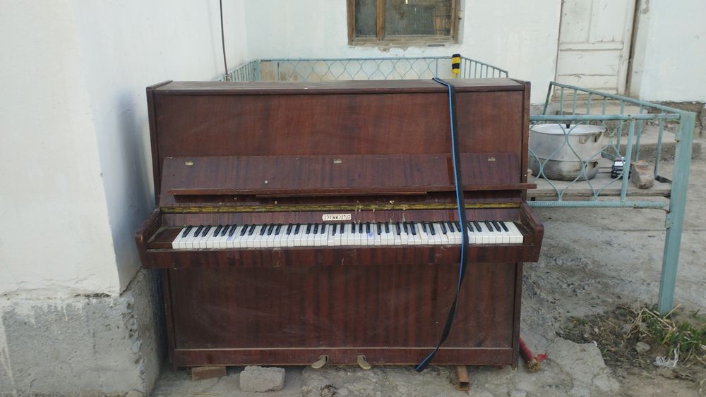 продается пианино
