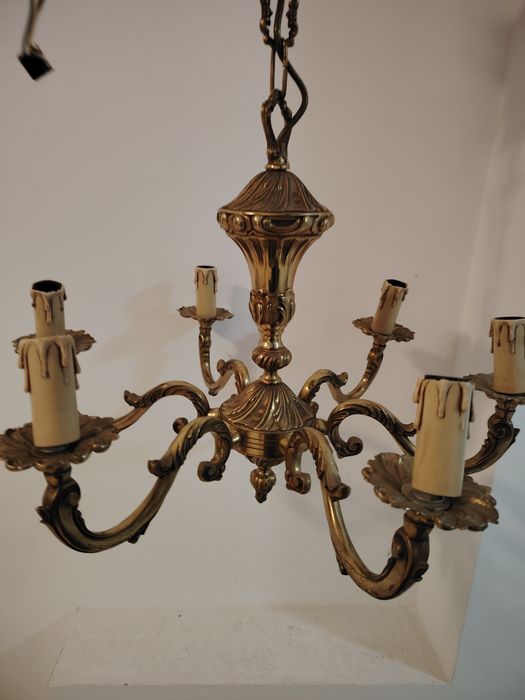 Superb candelabru din bronz masiv in stil francez cu 6 brate ,piesa cu
