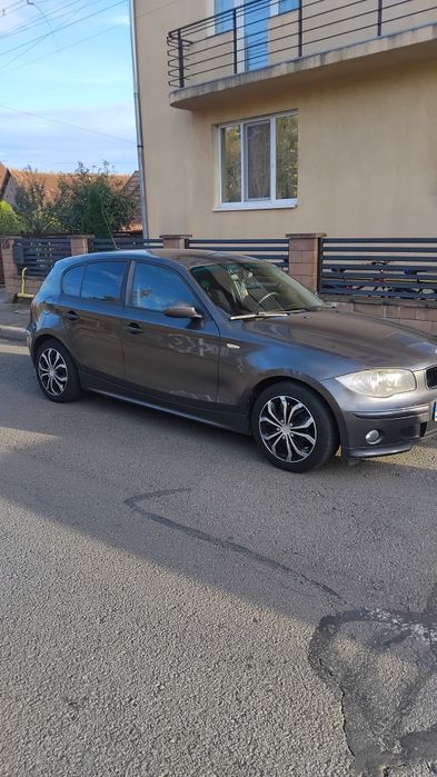 BMW Seria 1 2005 — imagine 2