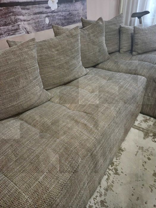 Разтегателен диван