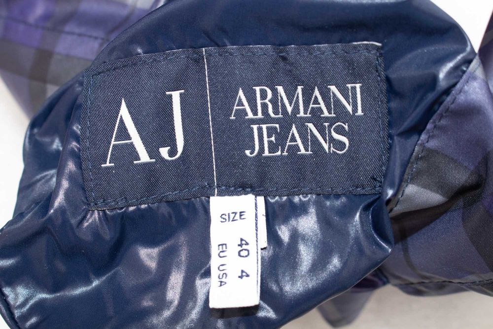 Armani Jeans оригинален дамски елек с 2 лица грейка синя каре XS-S
