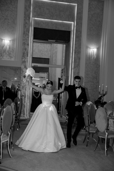 Inchiriez rochie de mireasa Katy Corso