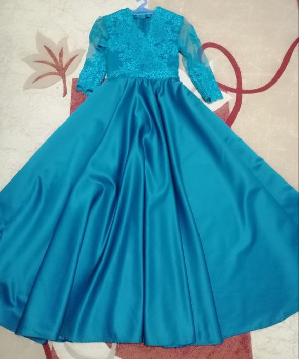 Вечернее  платье