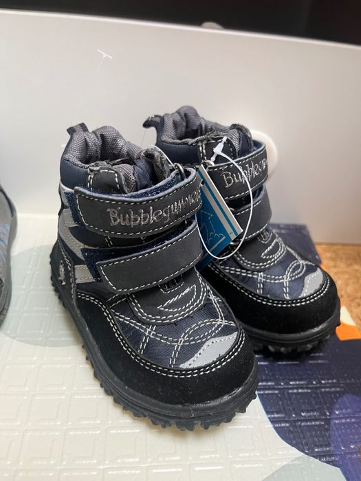 Обувки за бебе размер 20