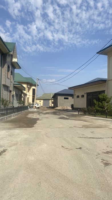 Уй сотилади, ховли