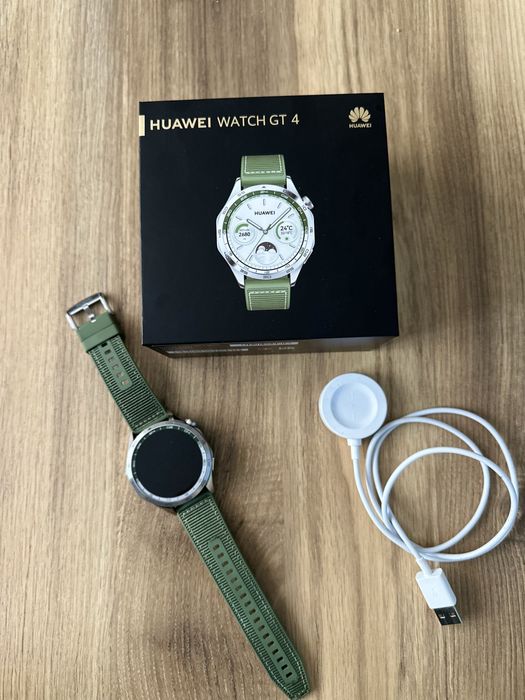 Huawei watch GT 4 green