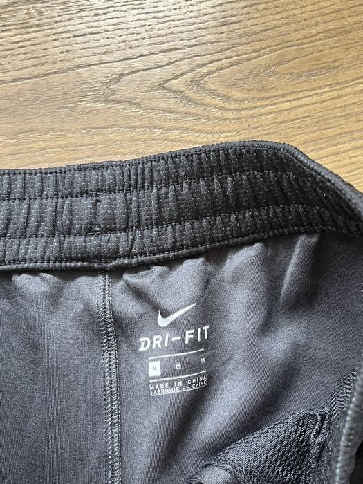 NIKE Therma Flex Showtime Basketball Shorts - Нови размер М / Оригинал