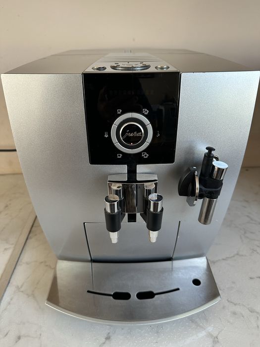 Espresor automat cafea Jura Impressa J5