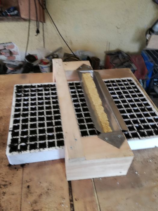 Сеялка за тарелки 228гнезда