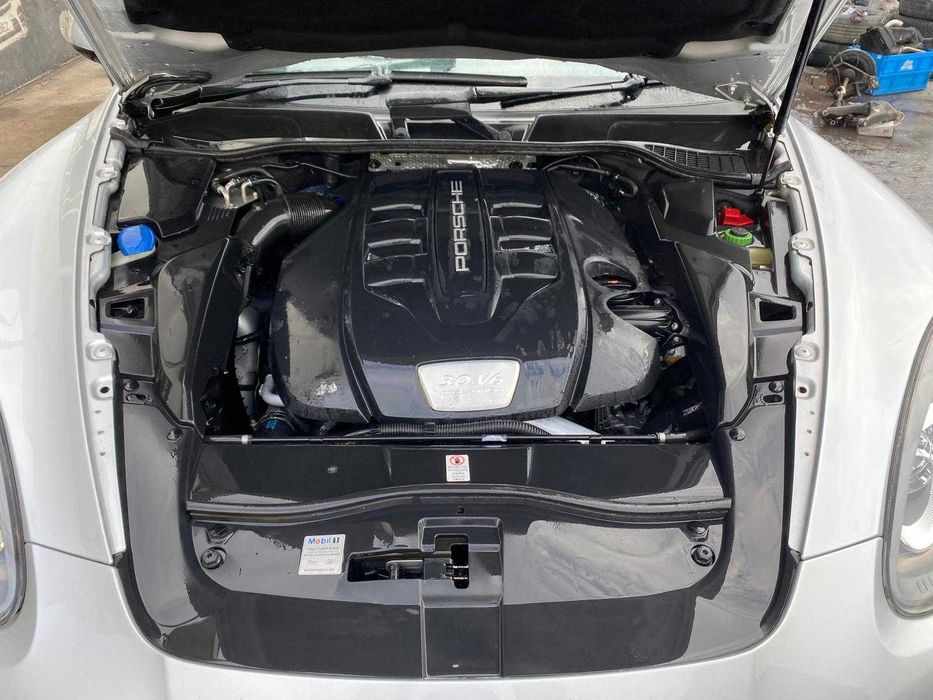 DEZMEMBREZ Porsche Cayenne 92A 3.0 Motor Cutie Bara Far Usa Haion