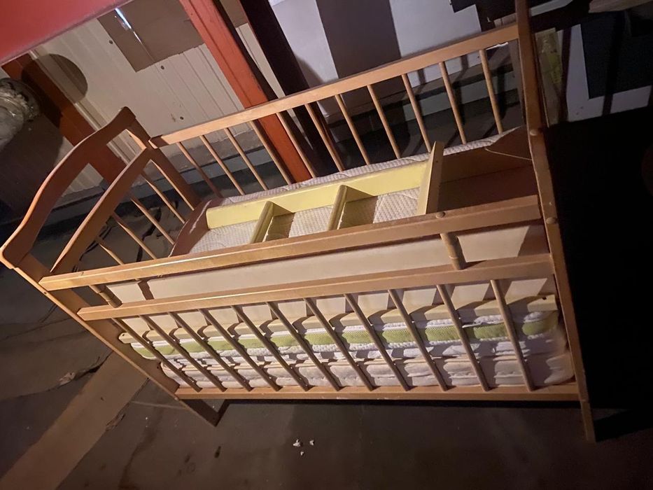 Манеж 2 шт срочно