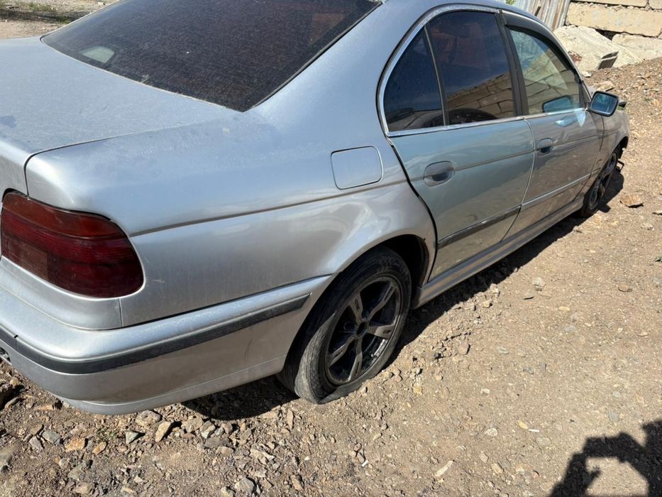 BMW БМВ Е39 по запчастям