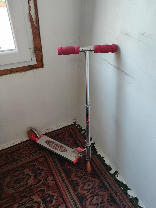 Детска метална тротинетка